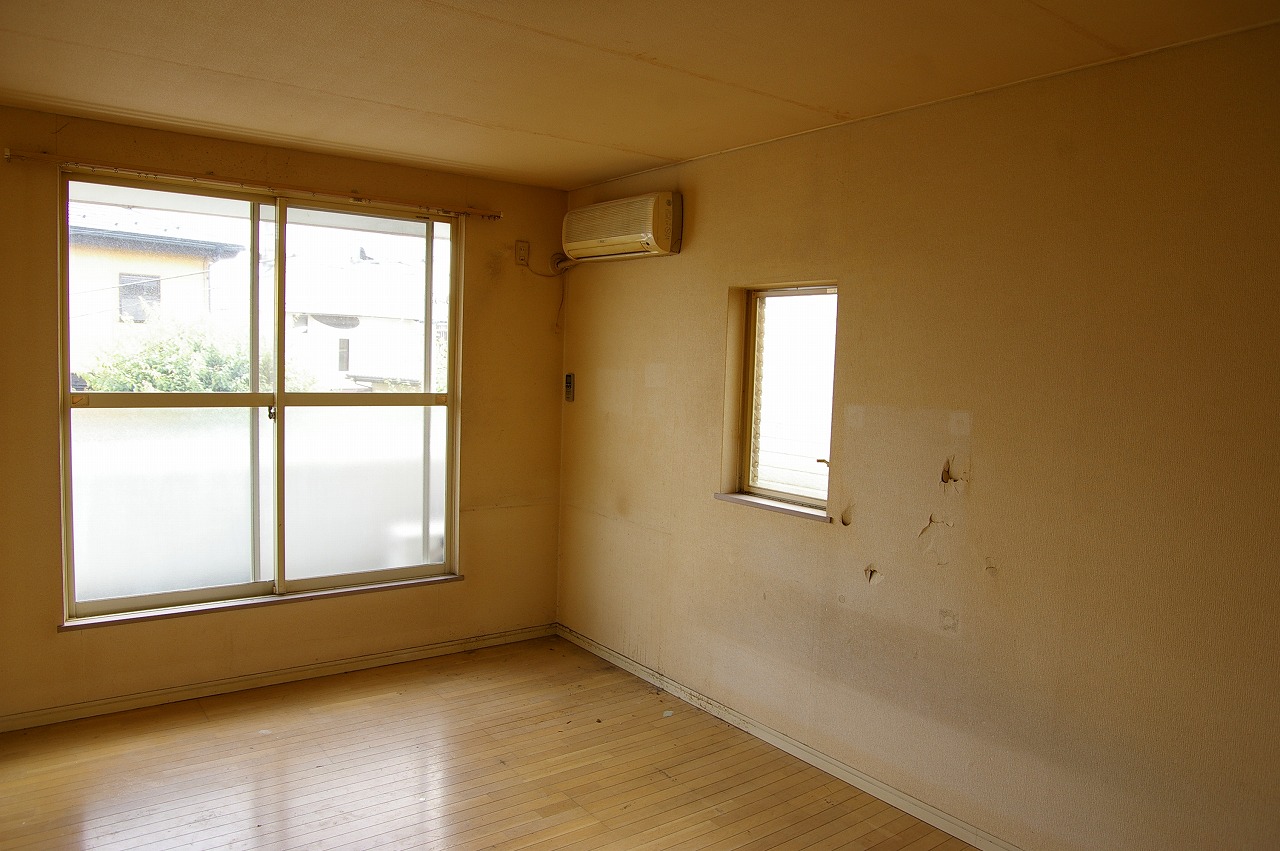 Living and room