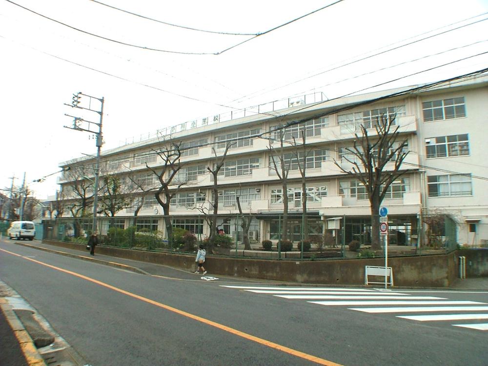 Primary school. 750m to Ogawa Elementary School