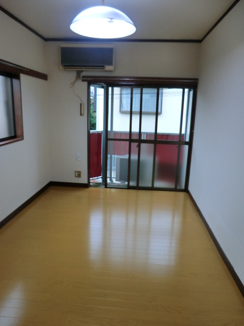 Living and room