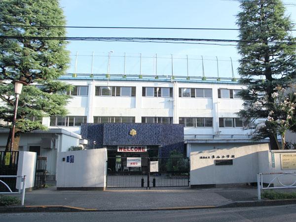 Primary school. 550m to Higashiyama Elementary School