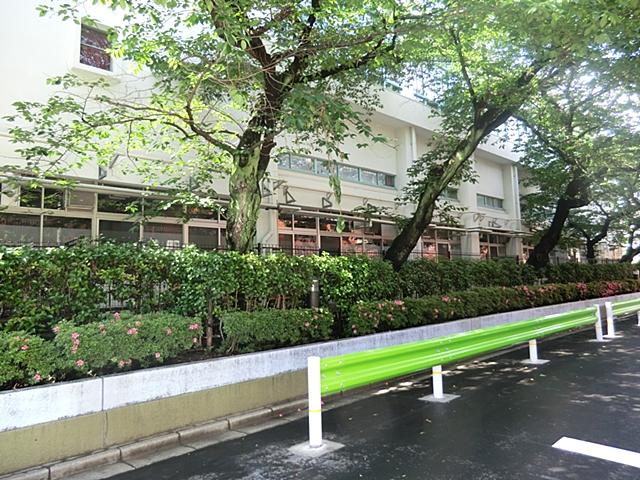 Primary school. Tamichi until elementary school 371m