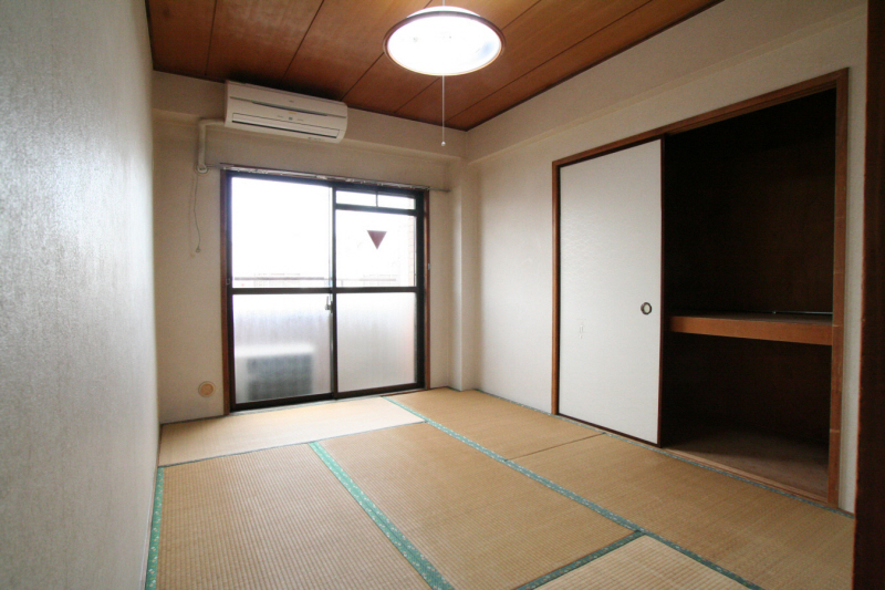 Living and room.  ※ 303 No. indoor view