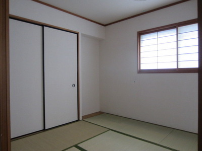 Living and room. Japanese-style room (adjacent to have of living)