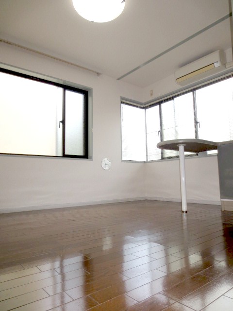 Other room space