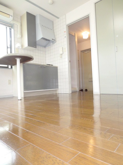 Living and room