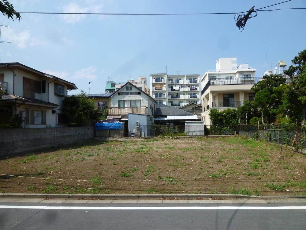 Local land photo. Frontage 8 m, It is well-equipped rectangle of land. 