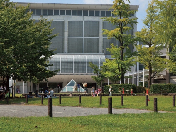 Meguro Kumin Campus Park (7 min walk / About 560m)