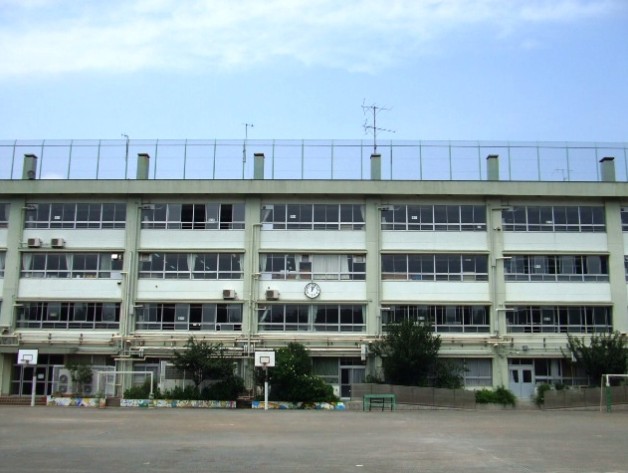 Primary school. 405m to immobility elementary school (elementary school)