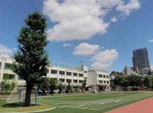 Primary school. Tamichi until elementary school 1100m