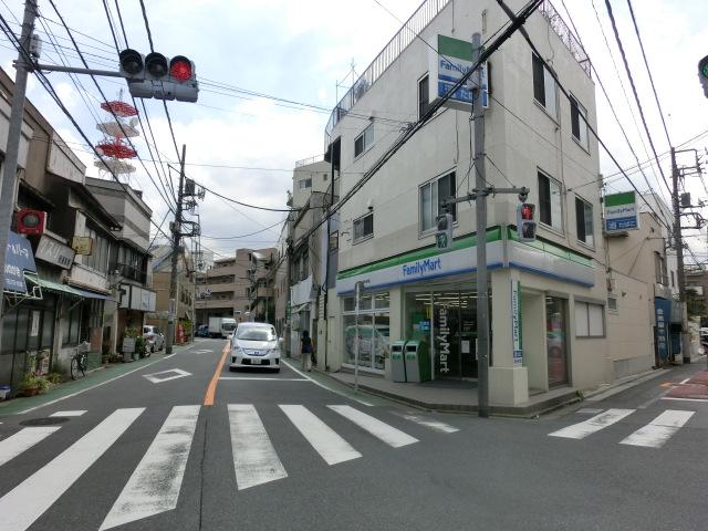 Convenience store. 305m to FamilyMart Meguro Nakamachi shop