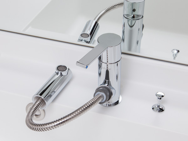 Bathing-wash room.  [Multi single lever mixing faucet] It can also be used as a shower in a drawer, It has adopted a single-lever mixing faucet. Such as sleeping favorite phrase fix, This is useful in the morning of the shower.