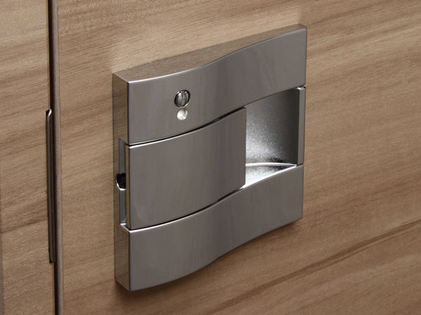 Other.  [Toilet door push-pull door handle] Toilet handle, We have adopted less push-pull type of ledge so as not to interfere with walking.  ※ It has also adopted the shoe closet door.  ※ All Listings amenities are the same specification.