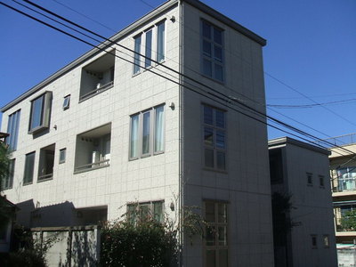 Building appearance. Yang per good Asahi Kasei Hastings Belle Maison