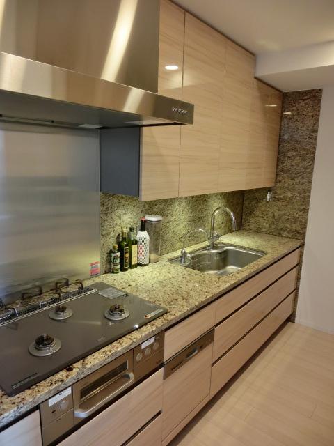 Kitchen. Indoor (February 2013) Shooting