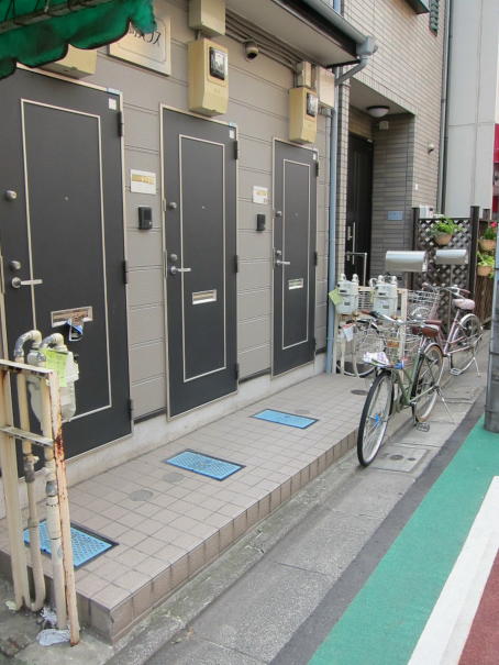 Other common areas. 1 floor 1 dwelling unit ・ Bicycle parked possible