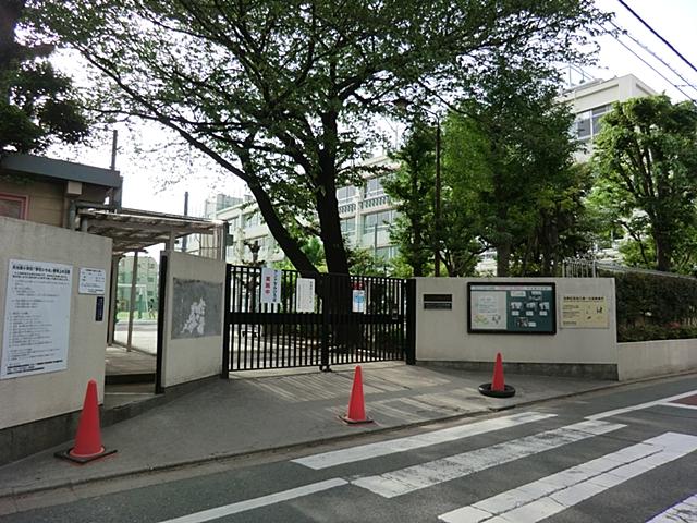 Primary school. 158m to Meguro Ward moonlight original elementary school
