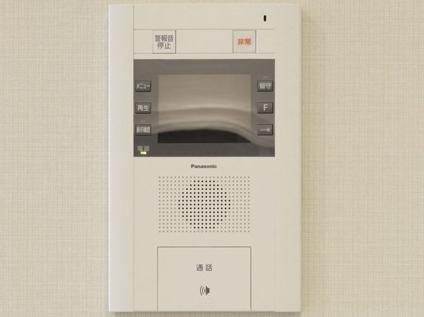 Security.  [Recording function with intercom] Touch-screen that can be easily operated with the touch of a screen. Also equipped with recording function to record the visitor of the video and the requirements in the absence.  ※ Less than, Publication photograph of (same specifications)