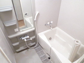 Bath. Spacious bathroom ・ With bathroom dryer