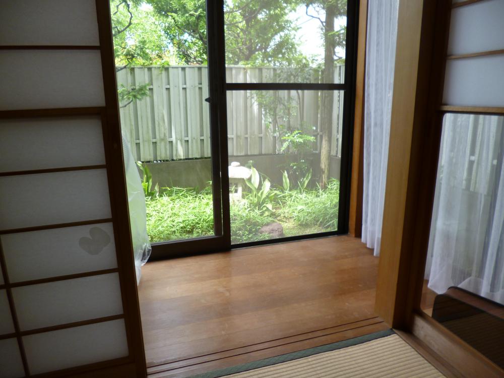 Other introspection. There is a calm veranda The Japanese, Also spread the Japanese style garden in the earlier.