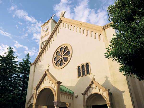 Catholic Himonya Church (Salesian church) (11 mins / About 830m)