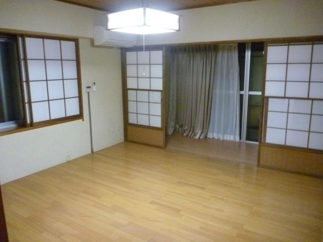 Non-living room. Yamato Corporation