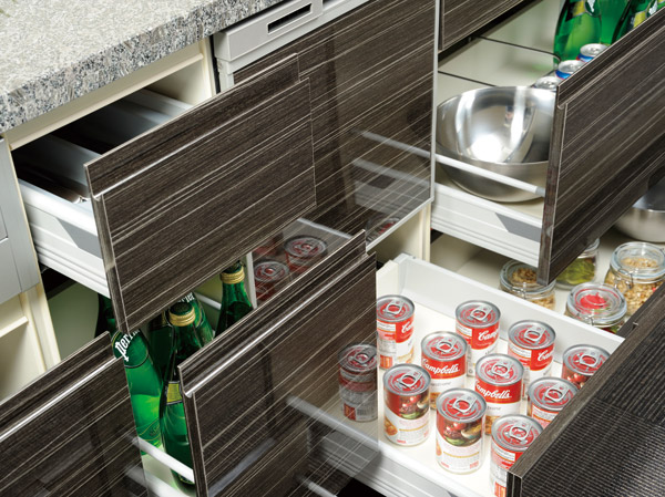 Kitchen.  [Slide cabinet] Also easy to remove those in the back, Adopt a slide cabinet storage also make efficient. Peace of mind for the opening and closing feeling gently closed slowly, Software is with close function.