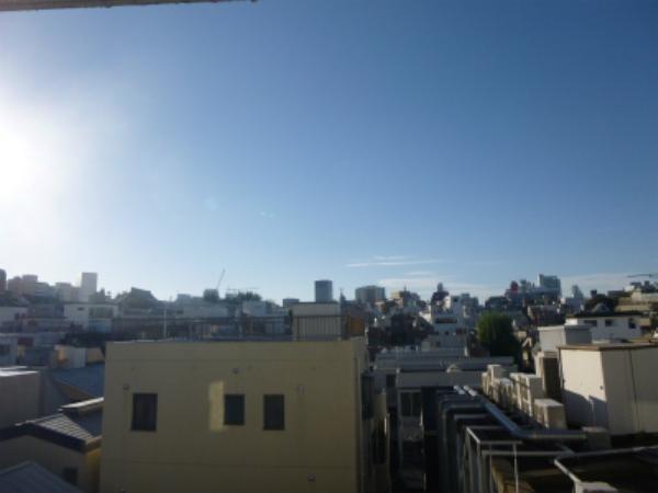 View photos from the dwelling unit. Photos - A good view photos per yang from the dwelling unit.