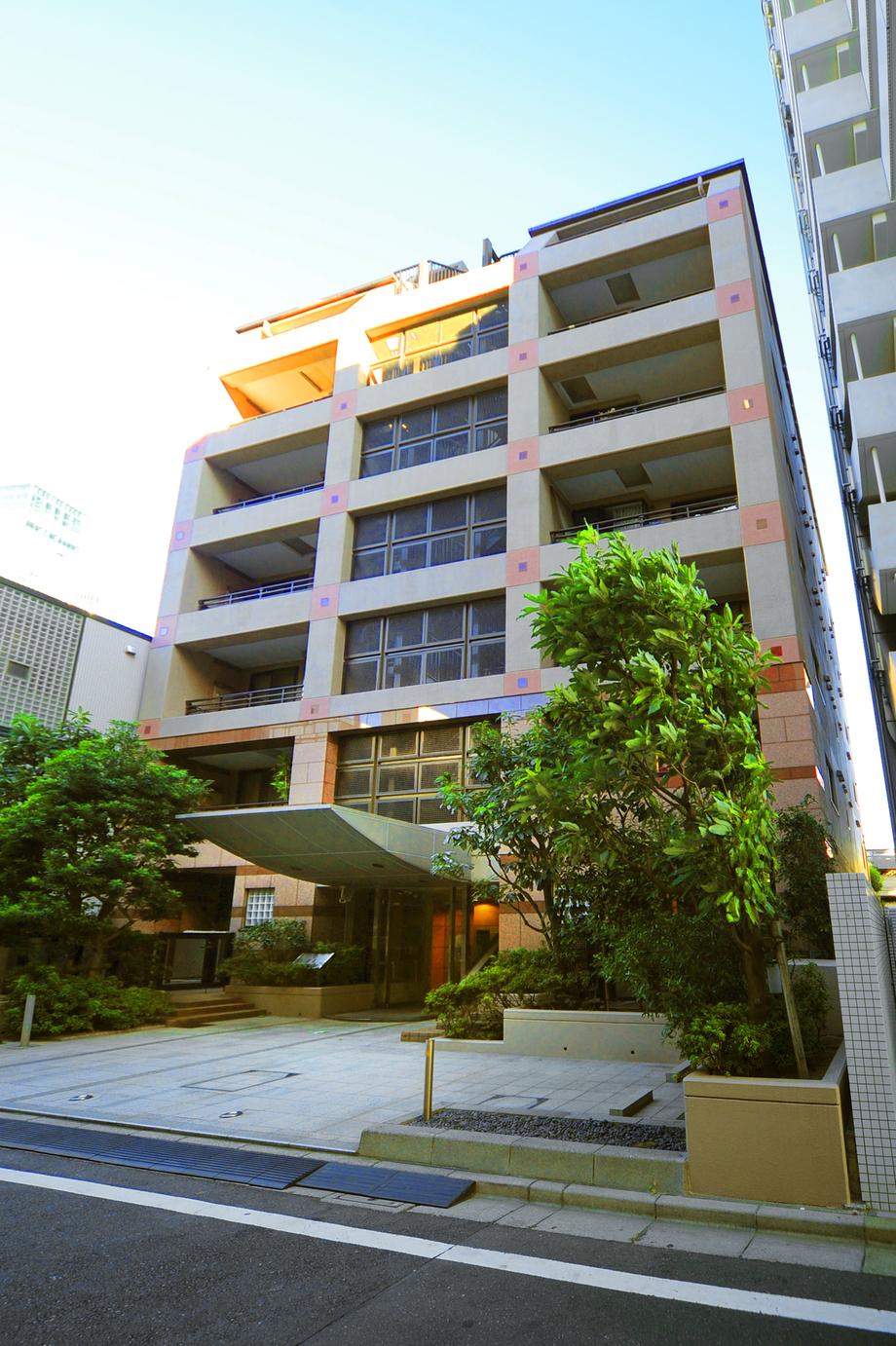 Local appearance photo