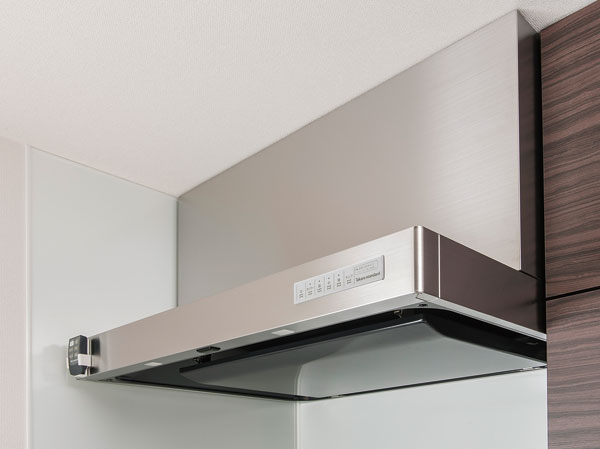 Kitchen.  [Rectification Backed enamel clean range hood] Range hood to absorb the smell and smoke of cooking and powerful collection force by the current plate effect. It is easy to clean because it uses enamel on dirt easy location.