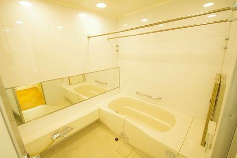 Bathroom. Bathroom (10 May 2013) Shooting