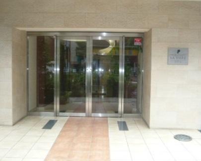 Entrance. Common areas
