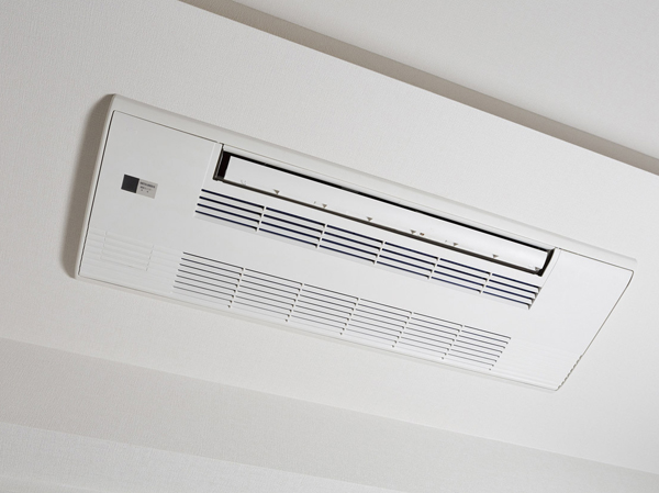 Other.  [Ceiling cassette type air conditioner (LD)] The ceiling cassette air conditioning that considers the indoor aesthetics, living ・ It was standard equipment in dining.