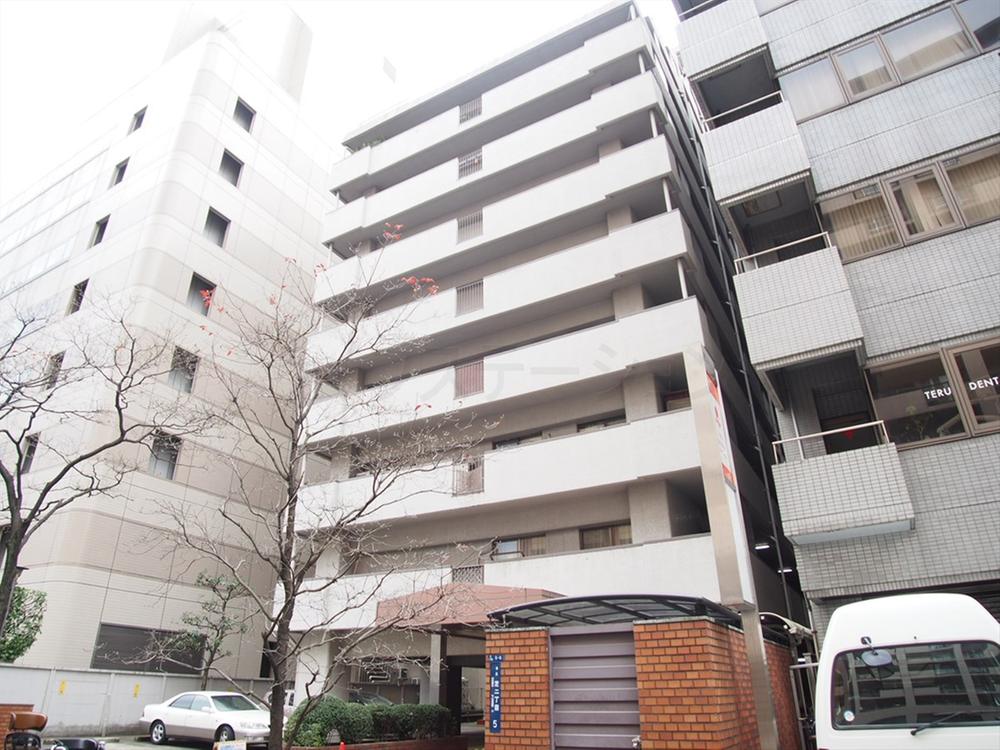 Local appearance photo. Local (12 May 2013) Shooting