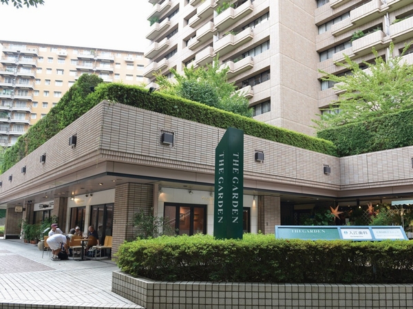 The ・ Garden Jiyugaoka Hiroo store (about than local 980m ・ Walk 13 minutes)