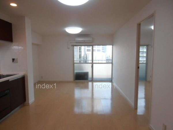 Living. Floor shiny indoors new renovated