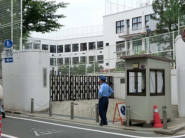 Primary school. Minato-ku, 279m to stand Takanawadai elementary school