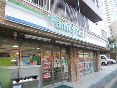 Convenience store. 487m to Family Mart (convenience store)