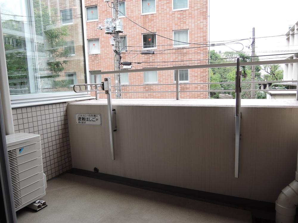 Balcony. Local (11 May 2013) Shooting