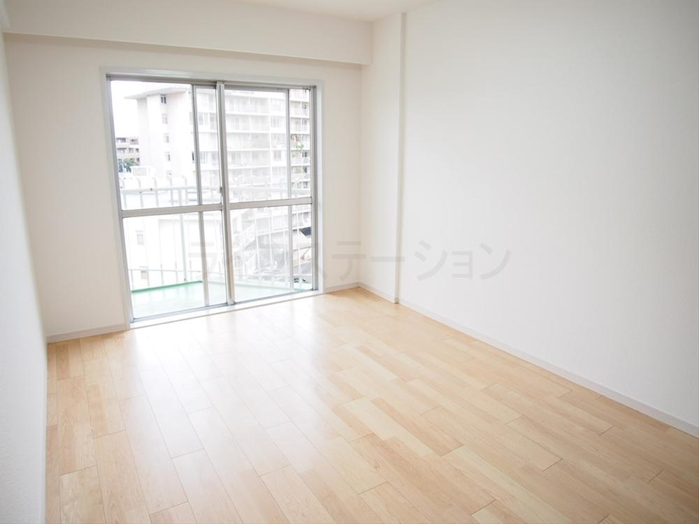 Non-living room. Indoor (12 May 2013) Shooting