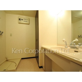 Washroom. Shoot the same type the 16th floor of the room. Specifications may be different.