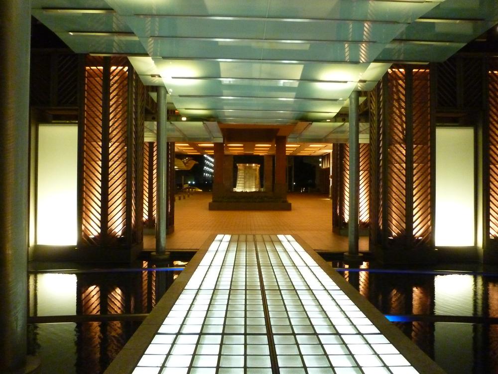 lobby. Entrance approach