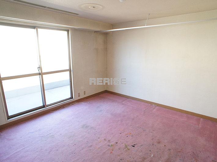 Non-living room. Also wide one by one of the Western-style is reserved