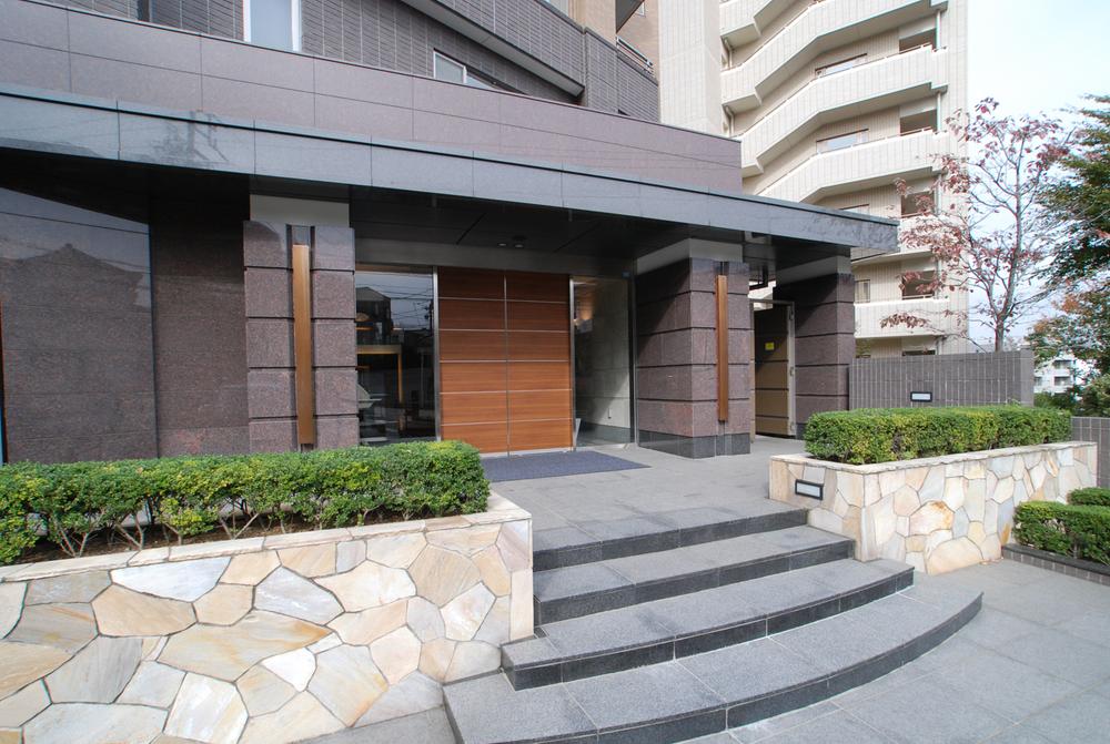 Local appearance photo