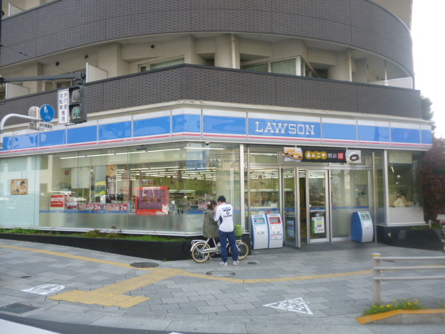 Convenience store. 80m to Lawson (convenience store)