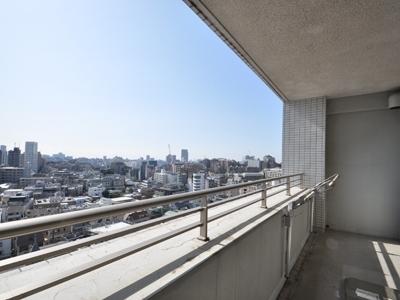 Balcony. Local (February 2013) Shooting