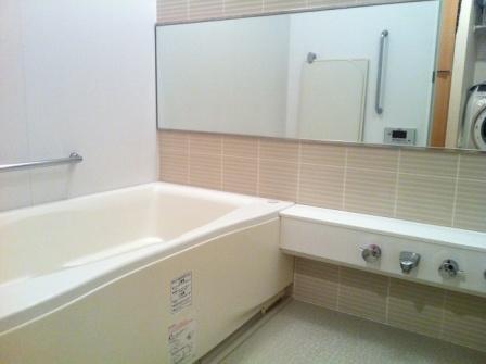 Bathroom. 1418 low floor type full Otobasu of