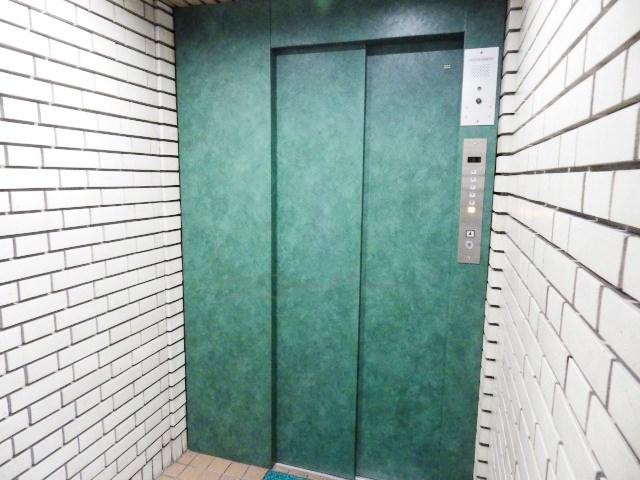 Other common areas. Elevator