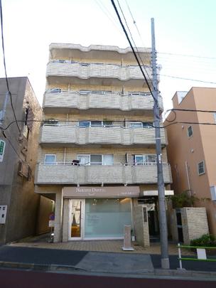 Local appearance photo. Appearance 1