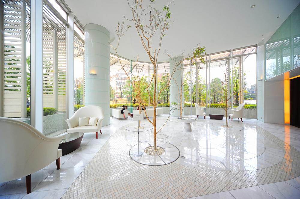 lobby. It bounces the conversation in such a little meeting in the stylish space