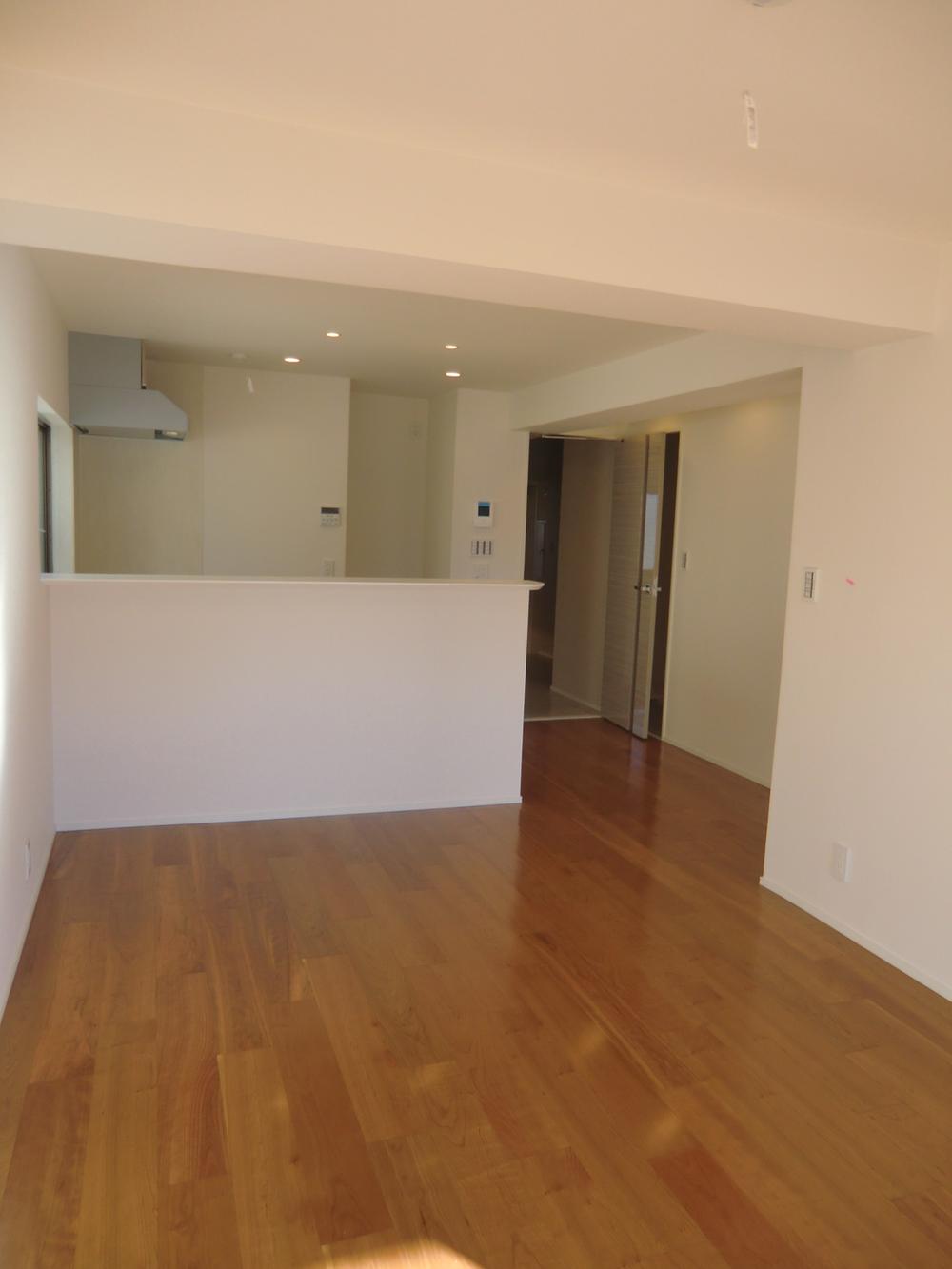 Living. Indoor (12 May 2013) Shooting